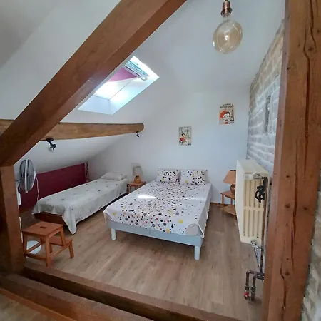 La Maison Des Bambous לינה וארוחת בוקר דיז'ון