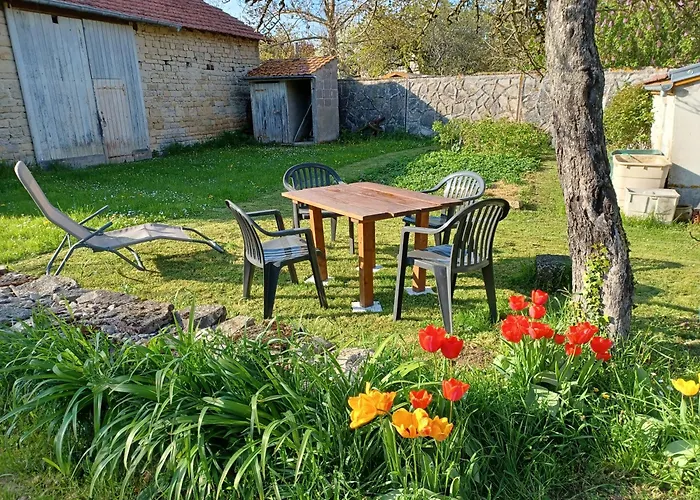 Au Calme - Universite Bed & Breakfast 3*